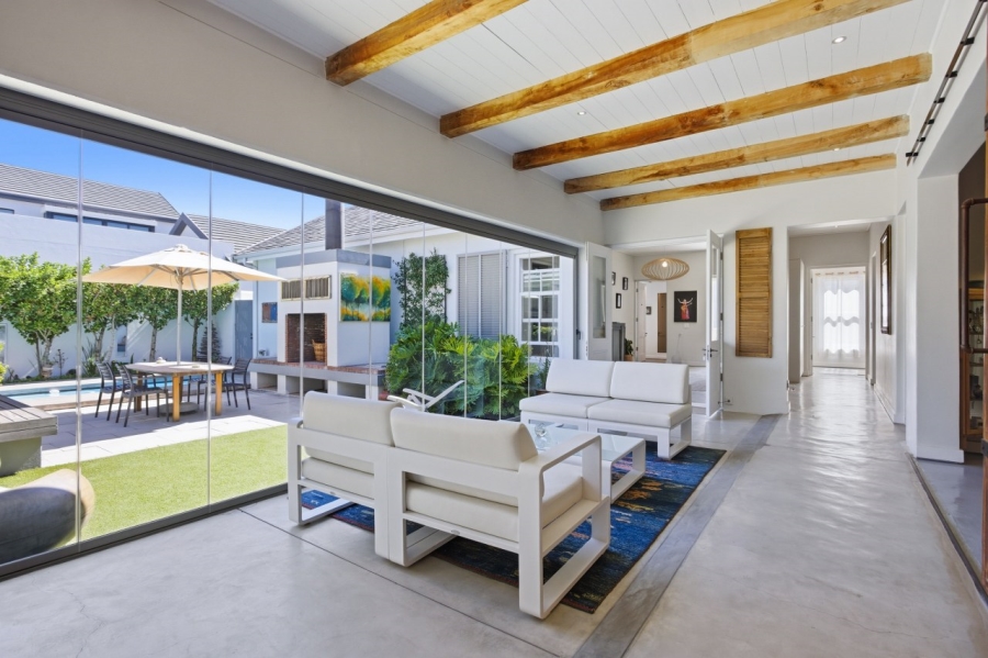 3 Bedroom Property for Sale in Val De Vie Estate Western Cape
